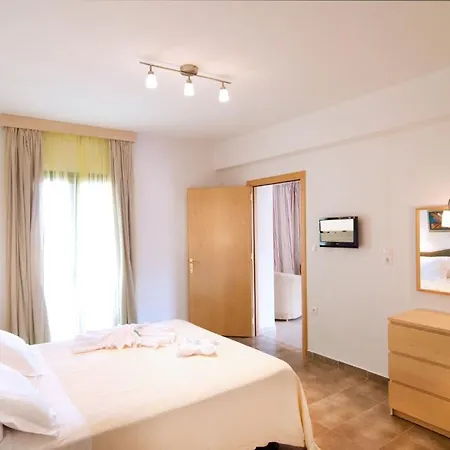 Miraluna Lefkos (Karpathos)