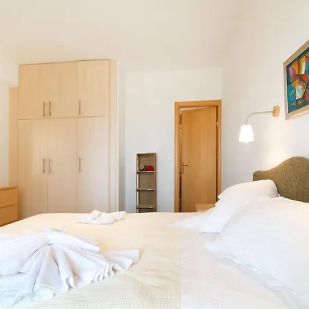 Miraluna Λευκός Καρπάθου