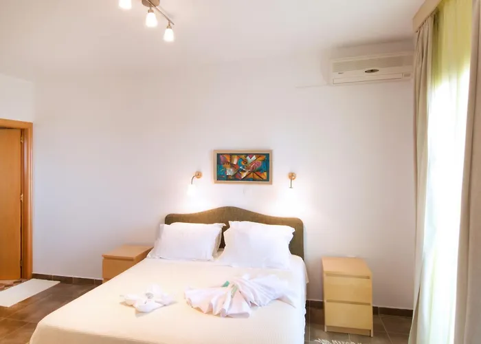 Miraluna 3* Lefkos (Karpathos)